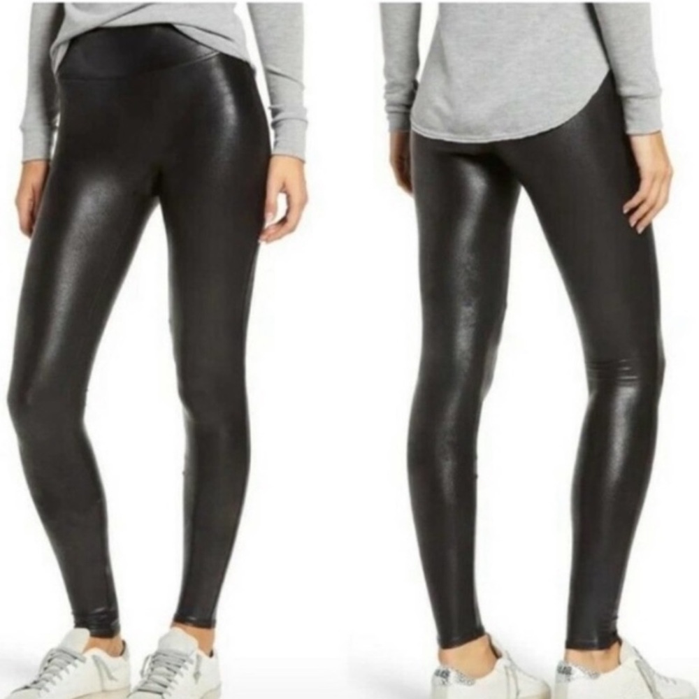 NWT SPANX Faux Leather Leggings in Black Sz M